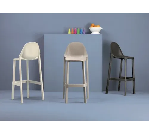 Стул барный пластиковый Scab Design Piu